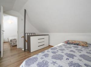 Villa Baras garden - house with pool