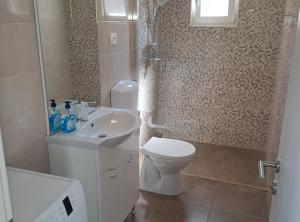 Nane Garden house with heated pool