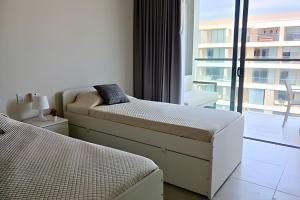 Lujo y privacidad, Vista y salida directa al mar