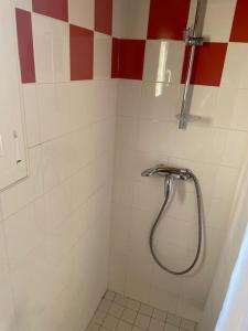 Camping les vergers de Squividan ***