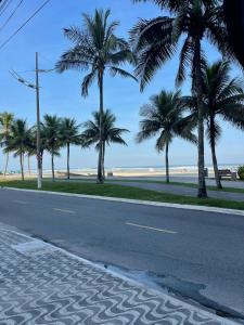 Apartamento grande frente mar