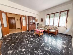 Pristina Apartment, pochi passi dal mare RifA755