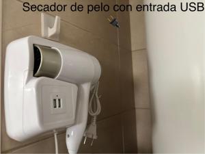 Depto para 3 personas Metro La Moneda