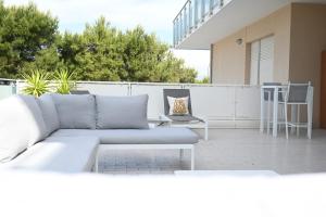 M438 - Marcelli, trilocale con ampia terrazza a 30mt dal mare