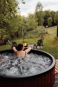 Czill-Lokum- klimatyczna chata w Beskidach z balią i sauną