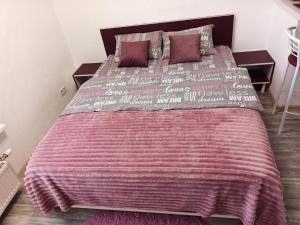 Cozy Smart Studio Apartment in a Closed Residential Complex Comfort Town КТ-11