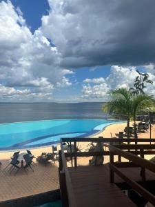 Flat Tropical