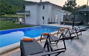 Beautiful Home In Lokvicici