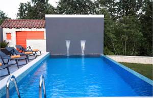 Beautiful Home In Lokvicici