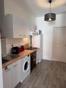 Le Farges-Chambre en colocation-Appartement partagé à 3min de La Gare ST Roch-LaConciergerieByNina