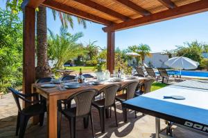 Villa Sortetes by Villa Plus