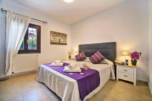 Villa Sortetes by Villa Plus