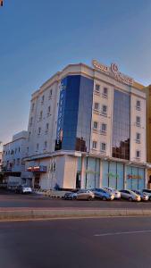 الإقامة الذهبية للشقق المخدومة Golden Residence Hotel