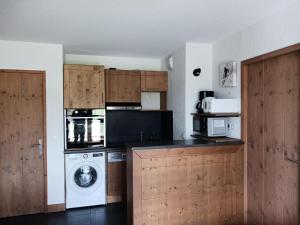 Résidence Roc Belleface C - Appartement 3 pièces 8 personnes à Arc 1600 à côté des pistes et des commerces, avec accès gratuit à la piscine et au sauna de MAE-1998