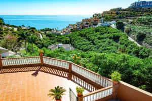 Villa Nadia by Villa Plus