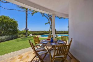 Villa Casa do Barrocal by Villa Plus