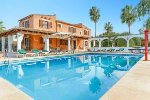 Villa Murtaretas by Villa Plus