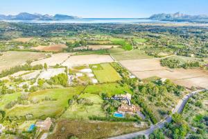 Villa Murtaretas by Villa Plus