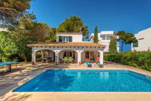 Villa Son Felip by Villa Plus