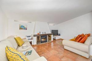 Villa Balaia by Villa Plus