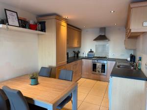 Peninsula Apt Sea view