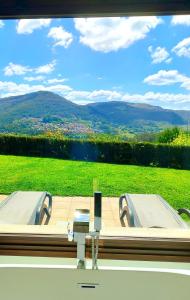 Casa nueva en Vigo Rural Mos con Jacuzzi y chimenea