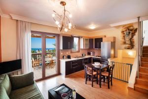 Villa Anna Nikitas by Villa Plus