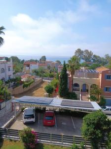 Leonidas apartment with sea view