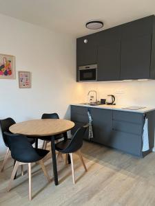 Modern apartment in Zizkov 10 min from Wenceslav Square