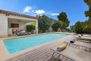 Villa Les Lavandieres by Villa Plus