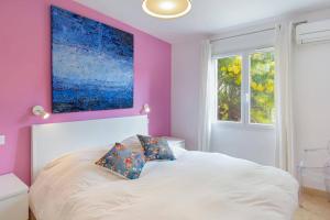 Villa Les Lavandieres by Villa Plus