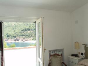 Villa with Breathtaking Sea View