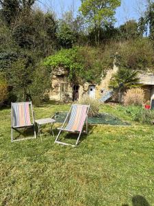 Chinon centre maison 8 personnes avec jardin vue sur Chinon - Gîte Le bout du monde