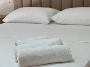 Apartamente me qera Golem