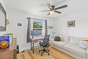 Near Ft Myers Beach Cozy fun 2BD