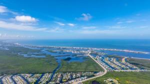 Near Ft Myers Beach Cozy fun 2BD