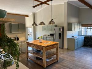 Paradise & Private Padel Court in Dinokeng Game Reserve