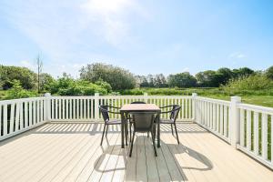 Tranquil Waters - Billing Aquadrome