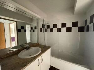 Résidence Balcon Du Canigou - T2 dans la résidence Les Balcons du Canigou MAE-2193