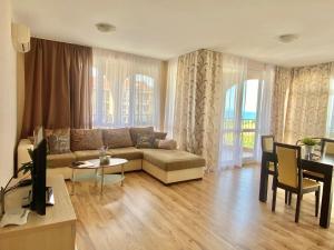 Apartment with Sea View room in Apartments in complex ATIA RESORT