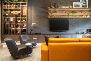 Wynwood Condo, Walk to Restaurants and Nightclubs!