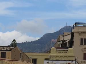 Awesome terrace and apartment in the city centre