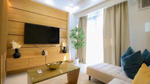 CYLOS PLACE Manhattan CUBAO 2BR WITH BALCONY