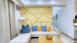 CYLOS PLACE Manhattan CUBAO 2BR WITH BALCONY