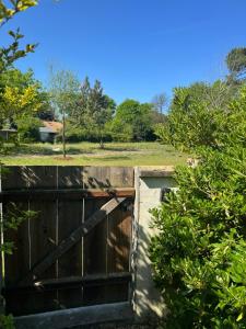 Studio entre bois et mer, chez Mathilde et Jérémy