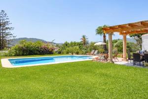 Villa Seniola by Villa Plus