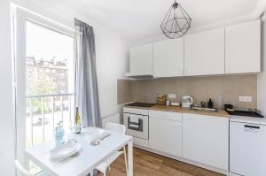 Grey Apartment! Cozy apartment for two!