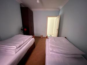 Hadayek Al Ahram 3B, WorkSpace, TV & WiFi