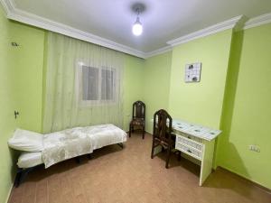 Hadayek Al Ahram 3B, WorkSpace, TV & WiFi