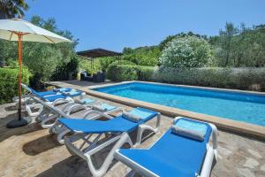 Villa Vidrier II by Villa Plus